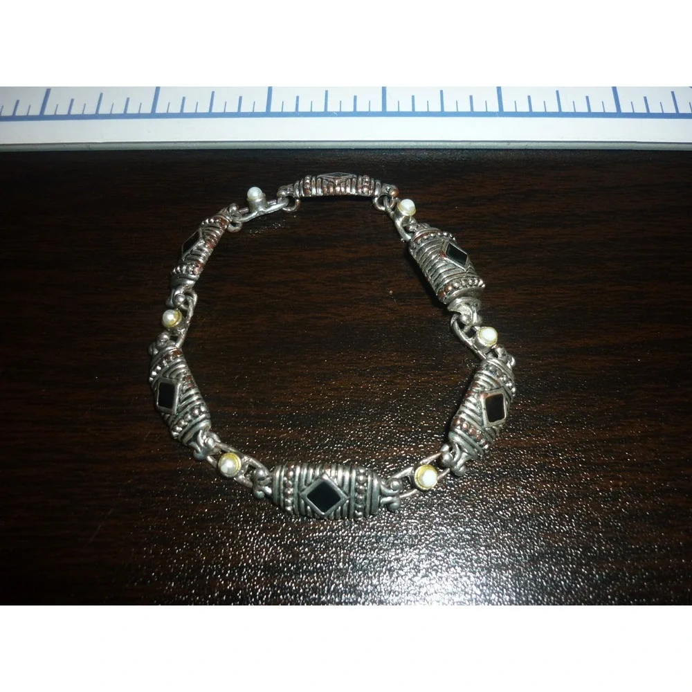 Vintage Magnetic Link Bracelet Silver Tone Black Onyx Faux Pearl 8 Inch Boho
